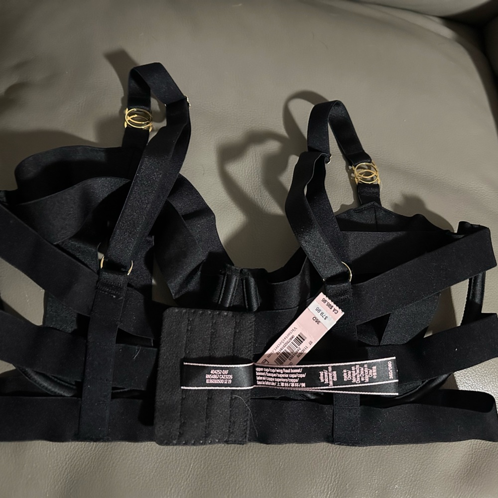 Victoria's Secret Strappy Bra ~ 36D ~ NWT - Picture 2 of 3